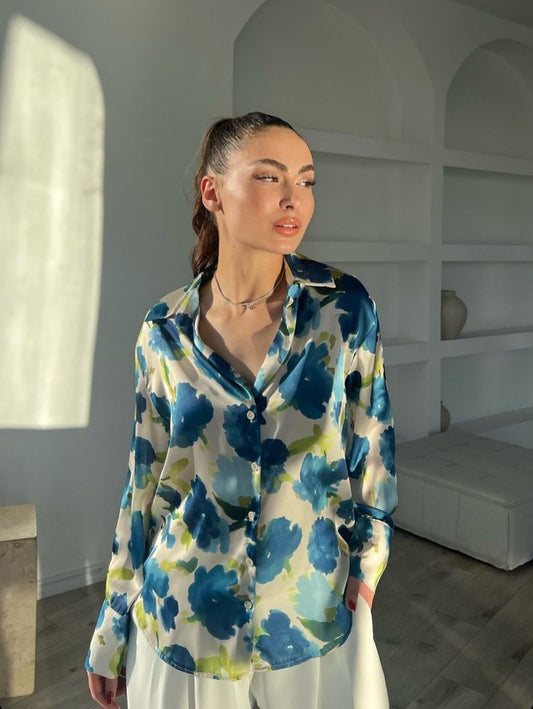Elegant Women's blue floral print blouse