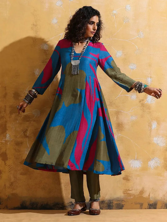 Green Blue Printed Muslin Silk Kurta with Pants