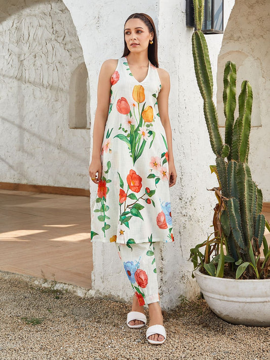 Women Floral Printed Regular Kurta With Salwar