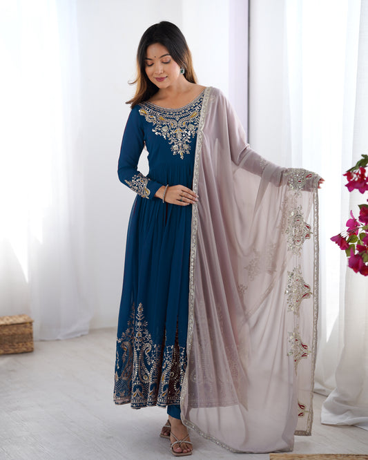 Heavy Designer Party Wear Look Gown-Dupatta in Heavy Thread Embroidery Work